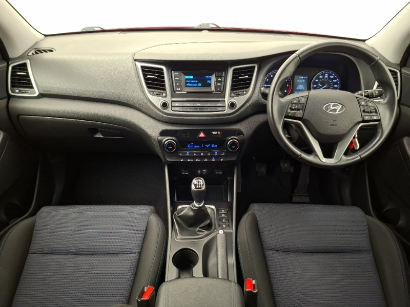 Hyundai Tucson 1.6 Gdi Blue Drive Se 2Wd Red #3
