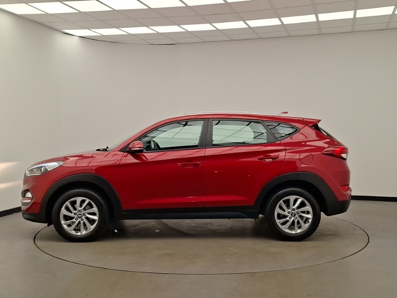 Hyundai Tucson 1.6 Gdi Blue Drive Se 2Wd Red #4