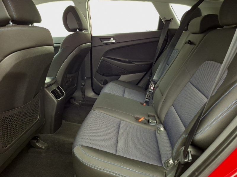 Hyundai Tucson 1.6 Gdi Blue Drive Se 2Wd Red #6