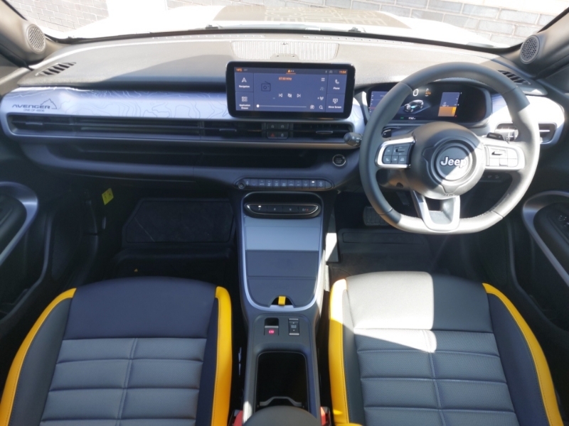 Jeep Avenger 1.2 E-awd E-hybrid The North Face Dct White #3