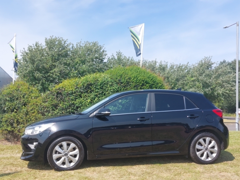 Kia RIO 1.0 T Gdi 48V 118 3 Dct Black #4