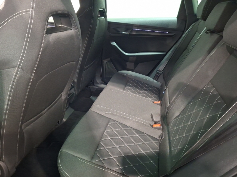 Skoda Karoq 1.5 Tsi Sportline Dsg White #6