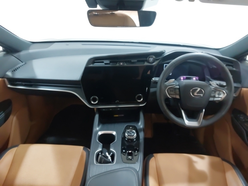 Lexus RZ 450E 230Kw Direct4 Premium 71 Kwh MJ24FZS Black #3