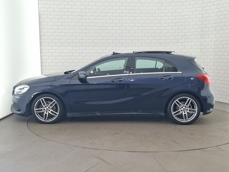 Mercedes-Benz A Class A200d Amg Line Premium Plus Blue #4