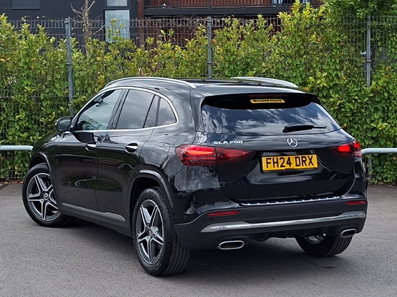 Mercedes-Benz GLA Class Gla 200 Amg Line Executive Black #2