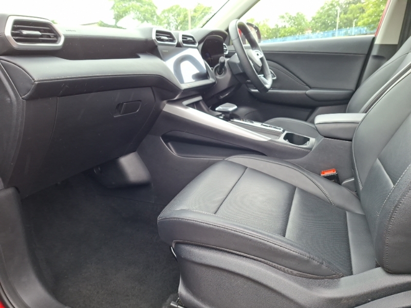 MG ZS 1.5 Hybrid Trophy Red #5