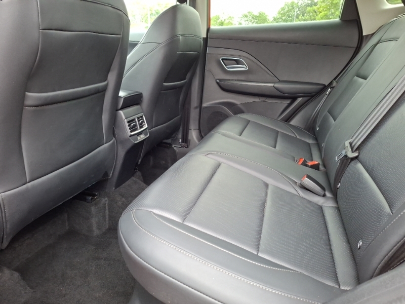 MG ZS 1.5 Hybrid Trophy Red #6
