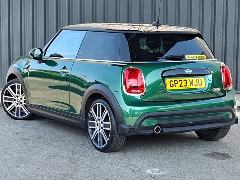 Mini Hatch 1.5 Cooper Exclusive Green #2