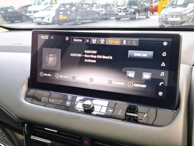 Nissan Qashqai 1.5 E-power N-connecta Glass Roof Black #11