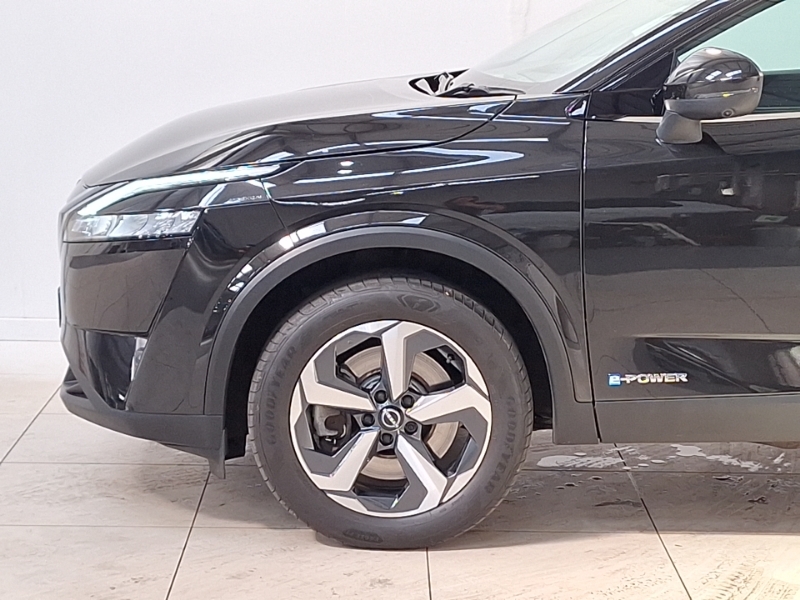 Nissan Qashqai 1.5 E-power N-connecta Glass Roof Black #19