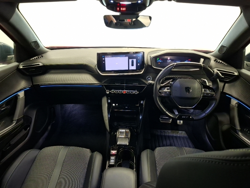 Peugeot 2008 1.2 Puretech 130 Gt Eat8 Red #3