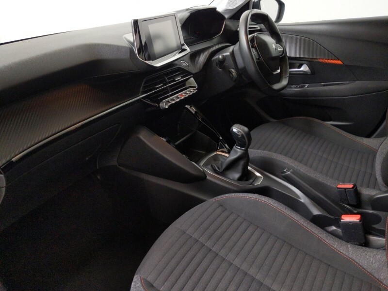 Peugeot 208 1.2 Puretech Active Black #5