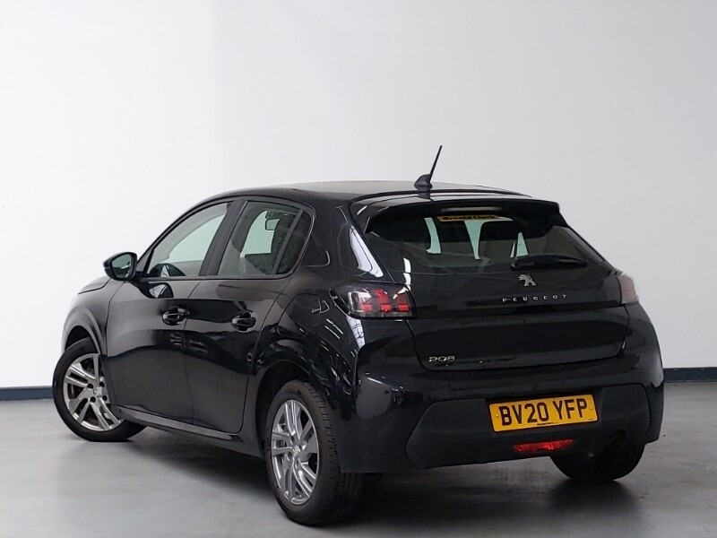 Peugeot 208 1.2 Puretech Active Black #2