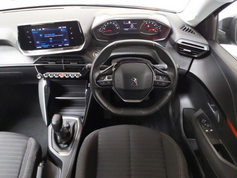 Peugeot 208 Peugeot 208 1.2 Puretech Allure Premium Euro 6 S White #7