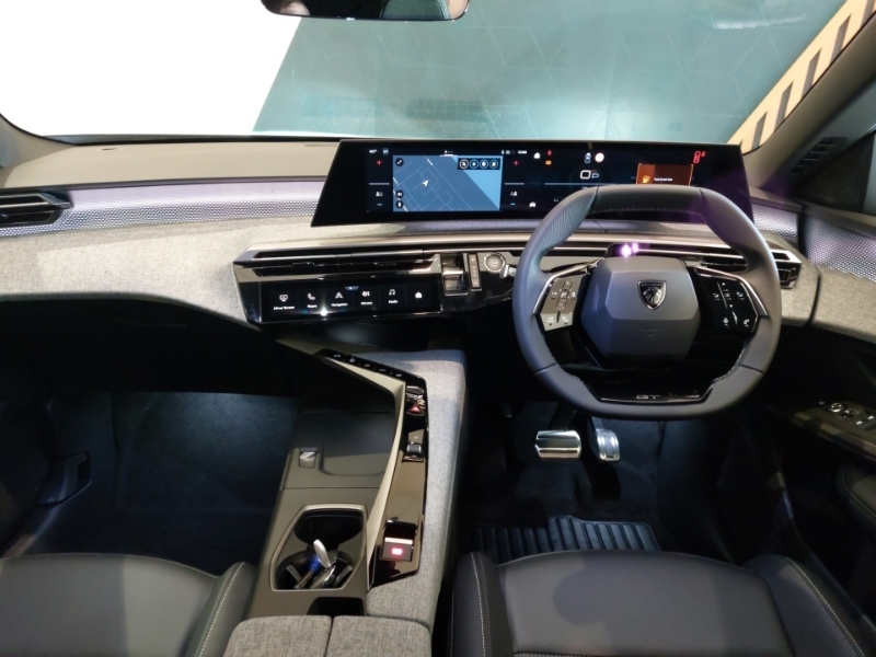Peugeot 3008 1.2 Hybrid 145 Gt E-dsc6 Grey #3