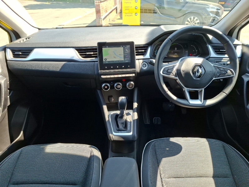 Renault Captur 1.6 E-tech Full Hybrid 145 Techno EX73KCJ White #3