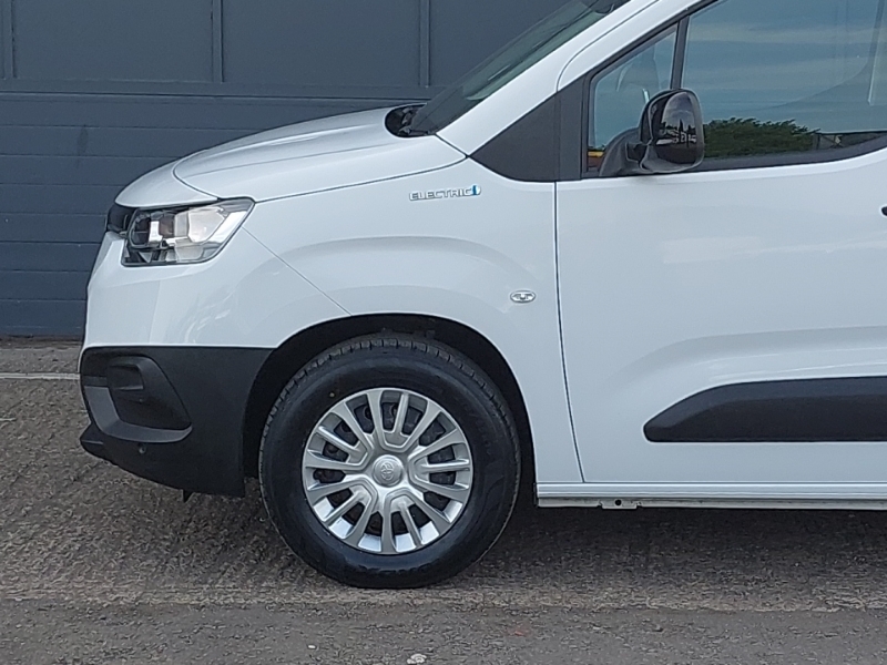Toyota Proace City Toyota Active White #19