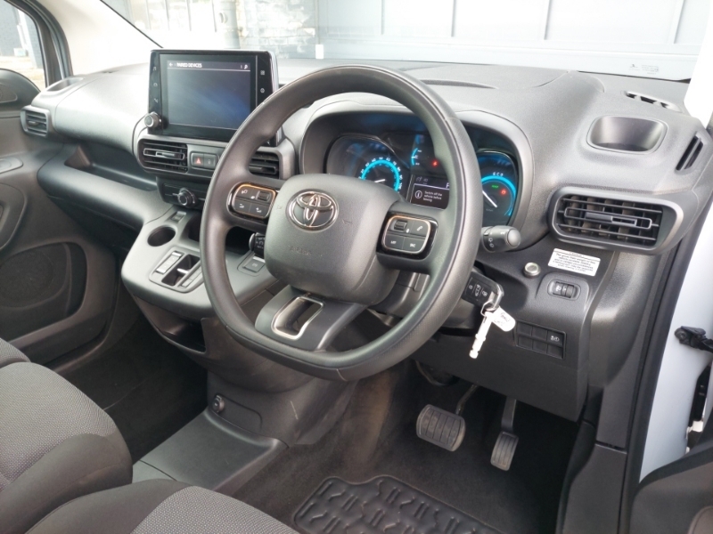 Toyota Proace City Icon Van 50Kwh 11Kwch White #3