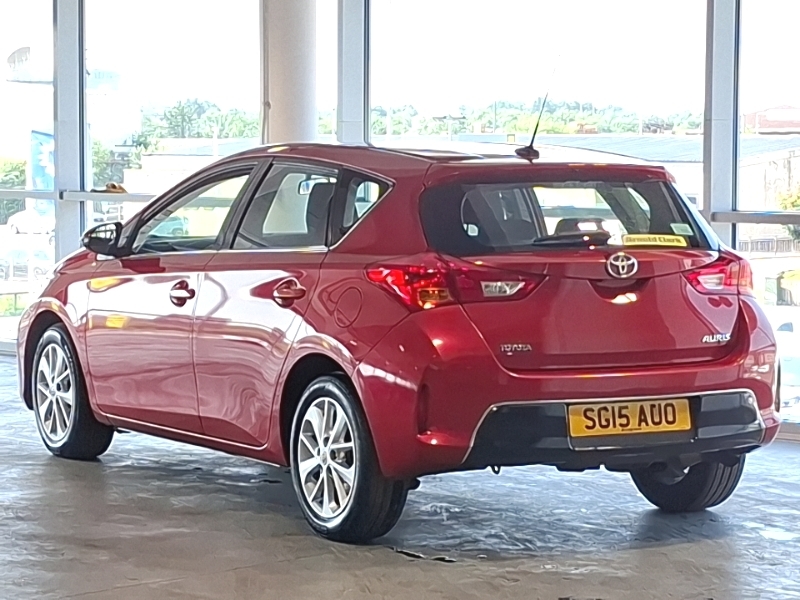 Toyota Auris 1.33 Dual Vvti Icon Red #2