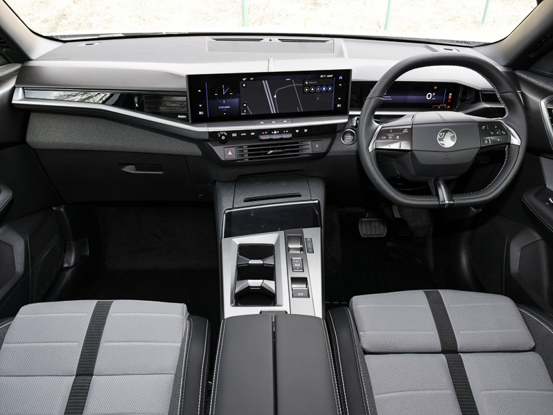 Vauxhall Grandland 1.2 Hybrid 145 Design E-dct6 Black #3