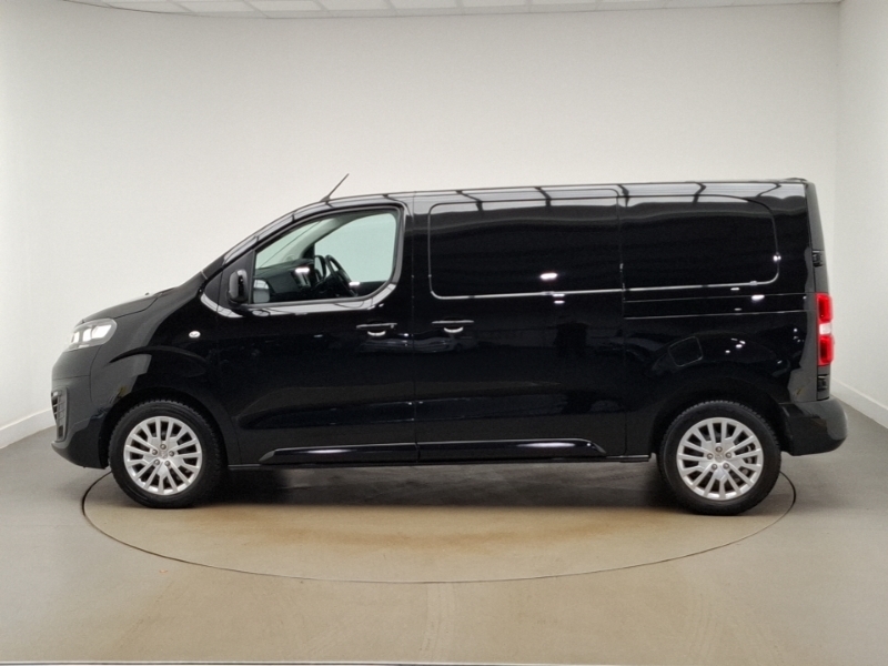 Vauxhall Vivaro 3100 2.0D 145Ps Pro H1 Van Black #4