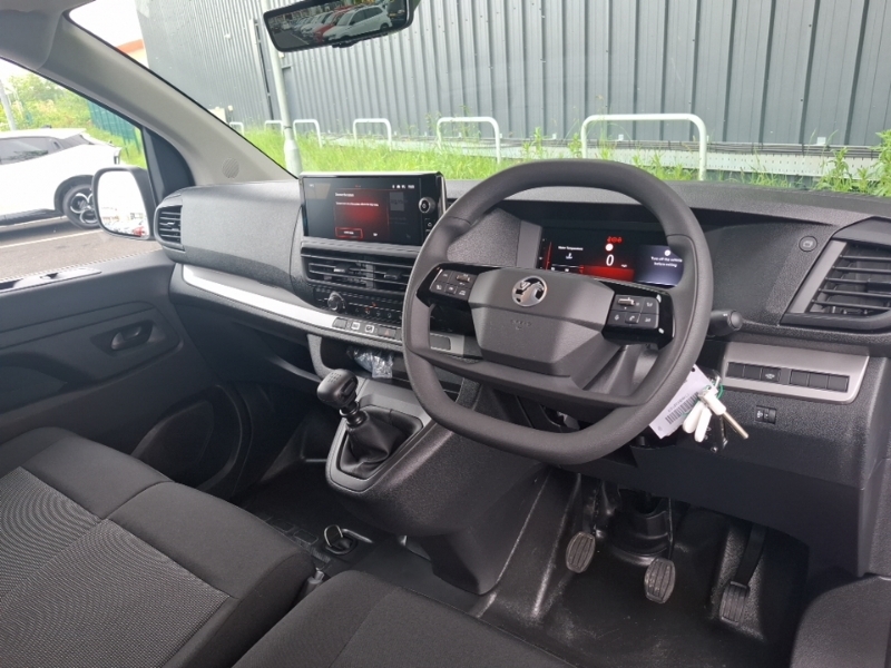 Vauxhall Vivaro 1.5 Turbo D 120 Pro H1 Van White #3