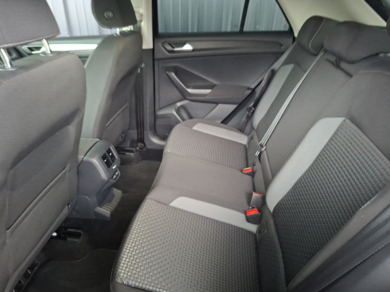 Volkswagen T-Roc 1.0 Tsi 110 Active Black #6