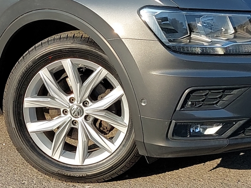Volkswagen Tiguan 2.0 Match Tdi 148 Bhp.7 Seatssat Naveuro 6V White #20