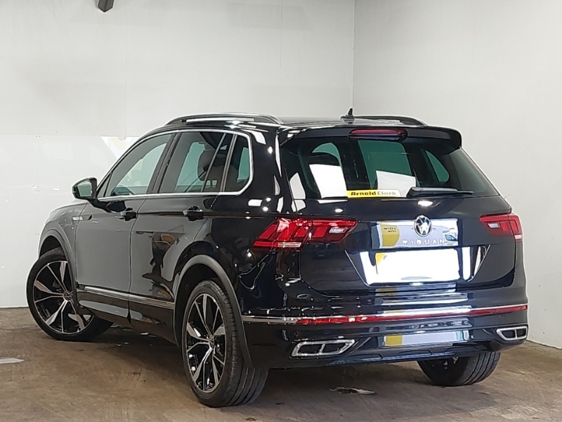 Volkswagen Tiguan 1.5 Tsi 150 R-line Dsg Black #2