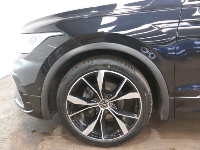 Volkswagen Tiguan Pa Elegance Evo 1.5 Tsi 150Ps 7-Speed Dsg Black #19