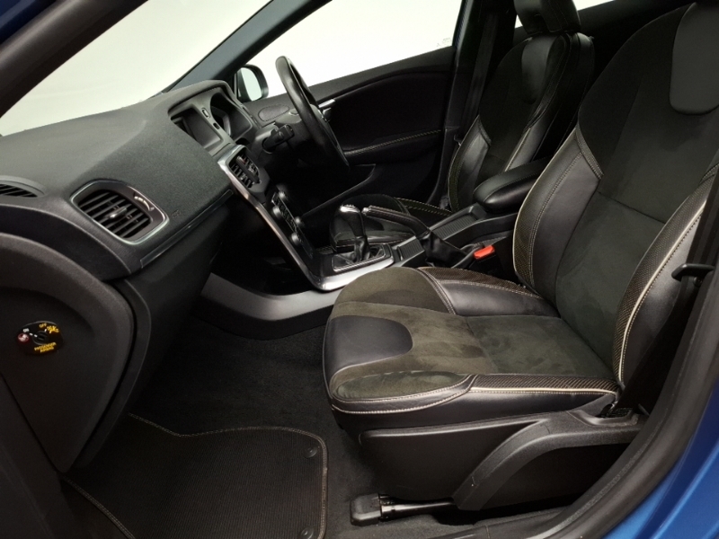 Volvo V40 D2 120 R Design Blue #5
