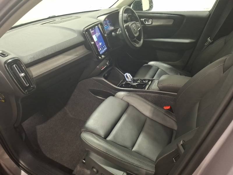 Volvo XC40 2.0 B3p Ultra Dark Silver #5
