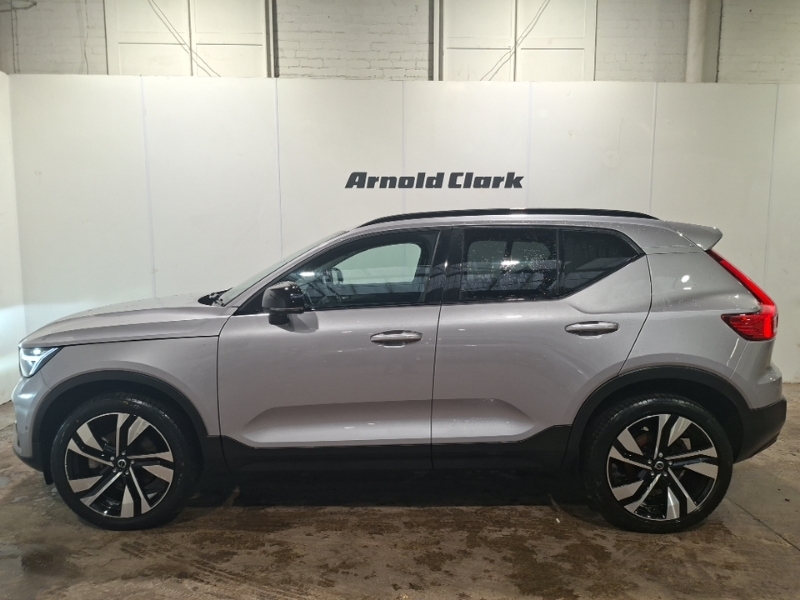 Volvo XC40 2.0 B3p Ultra Dark Silver #4