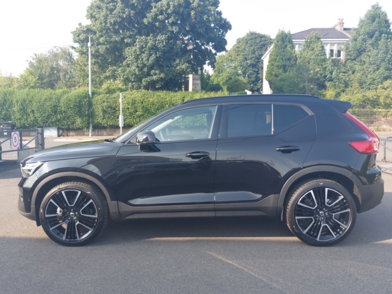 Volvo XC40 2.0 B4p Ultra Dark Black #4