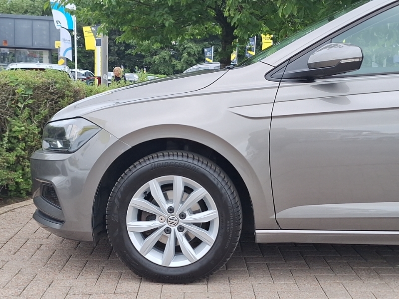 Volkswagen Polo Mk6 1.0 65Ps Se 15Inch Seyne Alloys Sinclai White #19
