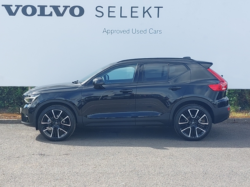 Volvo XC40 2.0 B4p Ultra Dark Black #4