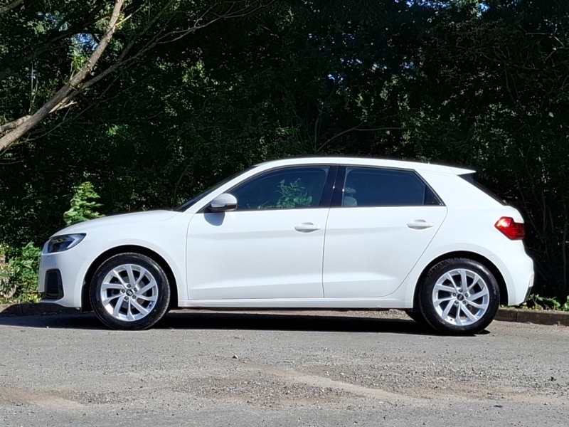 Audi A1 25 Tfsi Sport S Tronic White #4