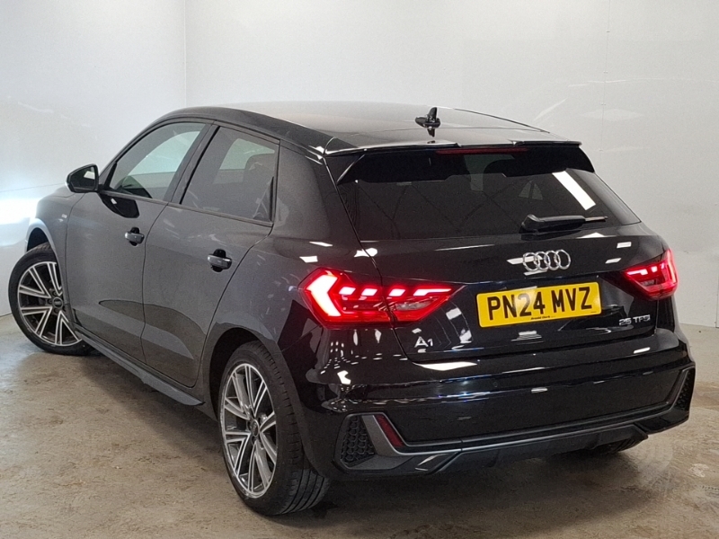 Audi A1 25 Tfsi S Line S Tronic Black #2