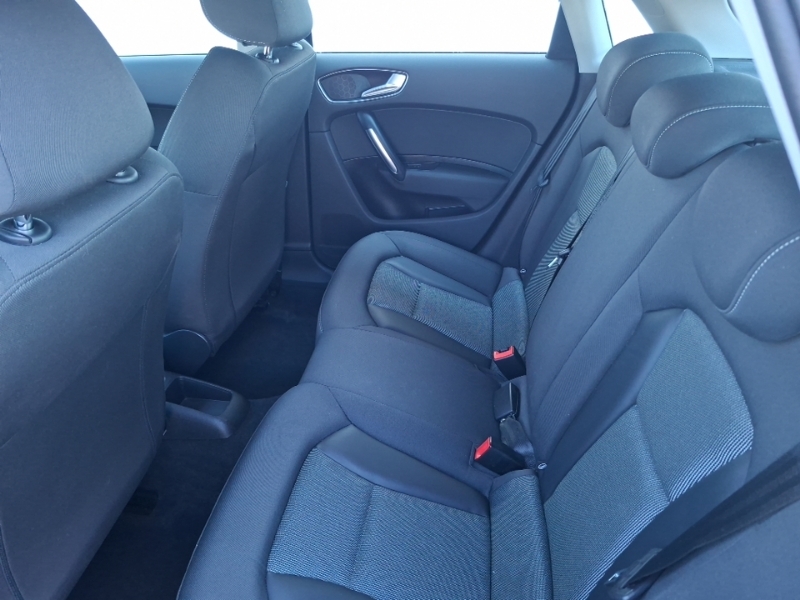 Audi A1 1.6 Tdi Sport Black #6