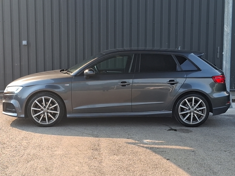 Audi A3 1.5 Tfsi Black Edition Grey #4