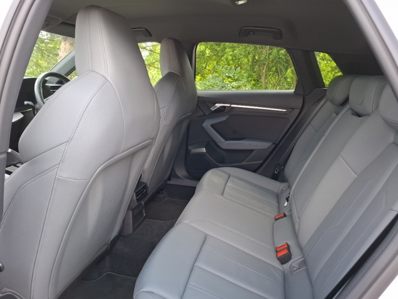 Audi A3 40 Tfsi E S Line S Tronic White #6