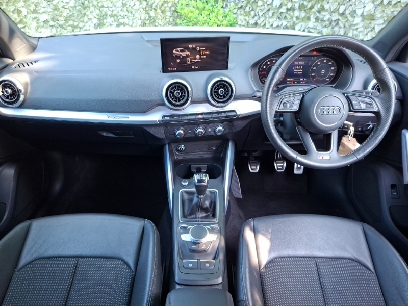 Audi Q2 35 Tfsi S Line AK23ZWX White #4