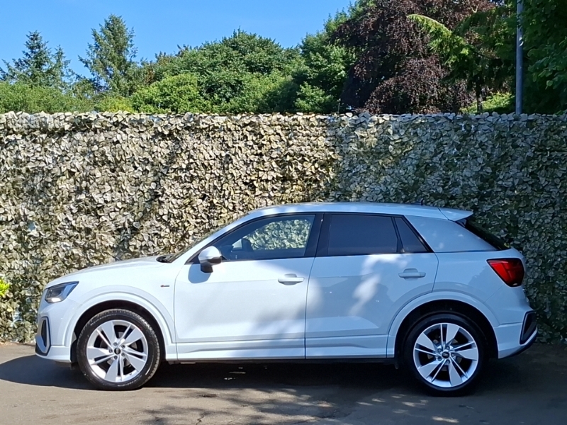 Audi Q2 35 Tfsi S Line AK23ZWX White #5