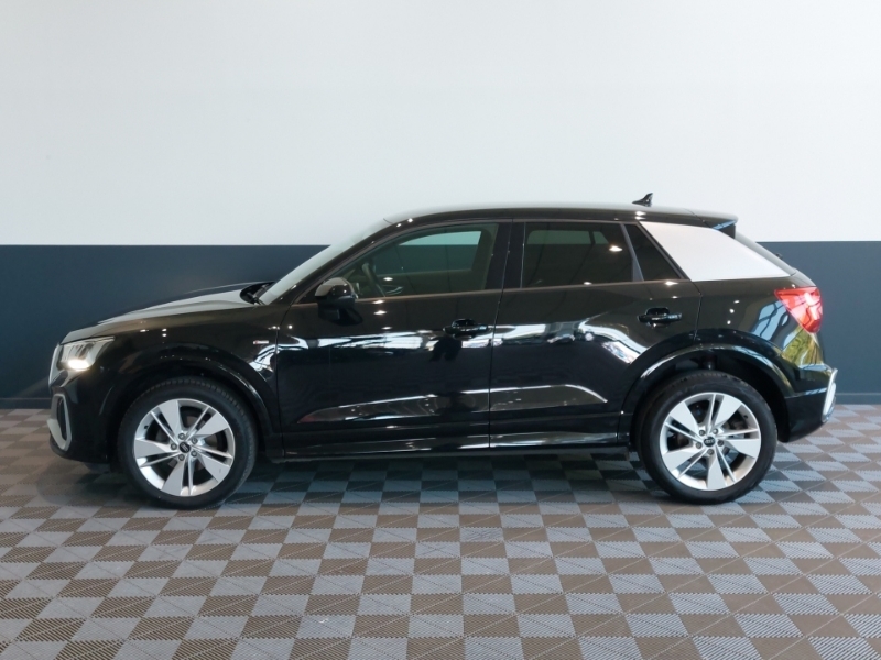 Audi Q2 35 Tfsi S Line S Tronic Black #4