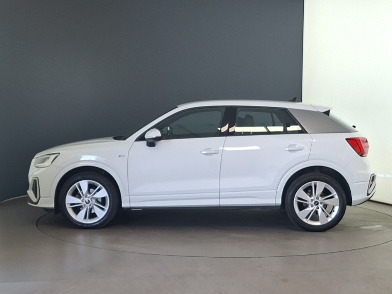 Audi Q2 35 Tfsi S Line S Tronic CF23DYM White #4