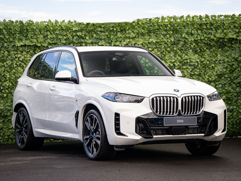 BMW X5 Xdrive50e M Sport White