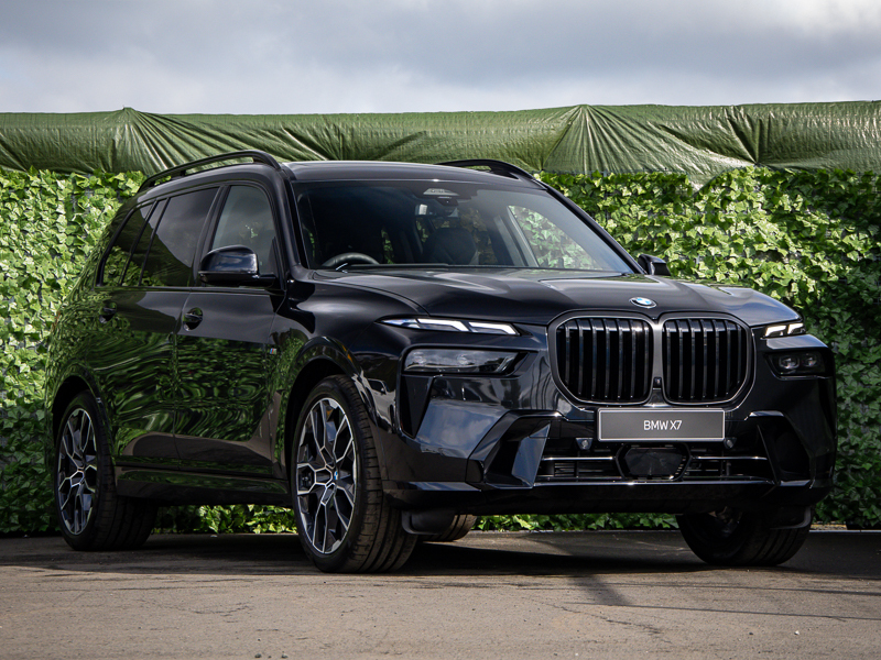BMW X7 Xdrive40i Mht M Sport Step Black