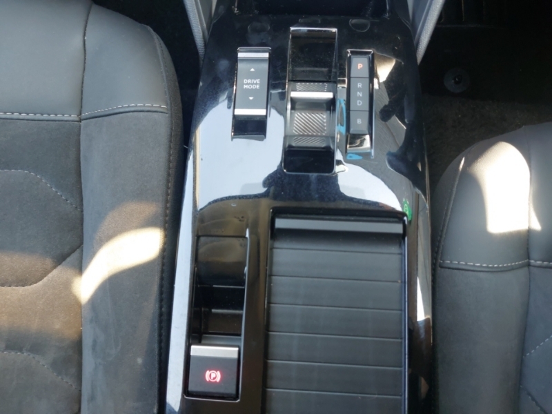 Citroen e-C4 Sense White #16
