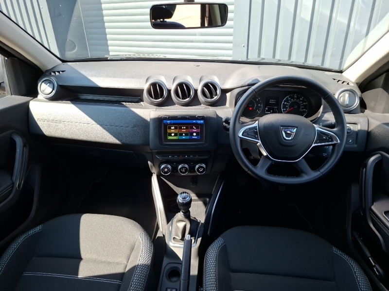 Dacia Duster 1.6 Sce Prestige Black #3