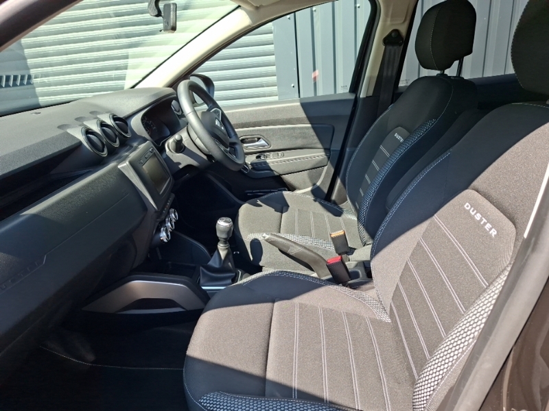 Dacia Duster 1.6 Sce Prestige Black #5